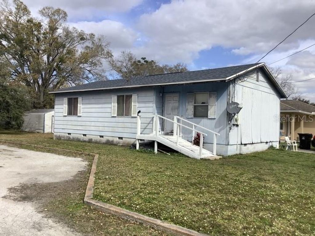 Photo of 4079 Booker Street, Orlando, FL 32811 (MLS # TB8426962)