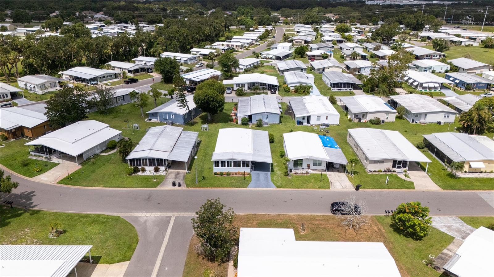 SHADOW BROOK MOBILE HOME - Residential