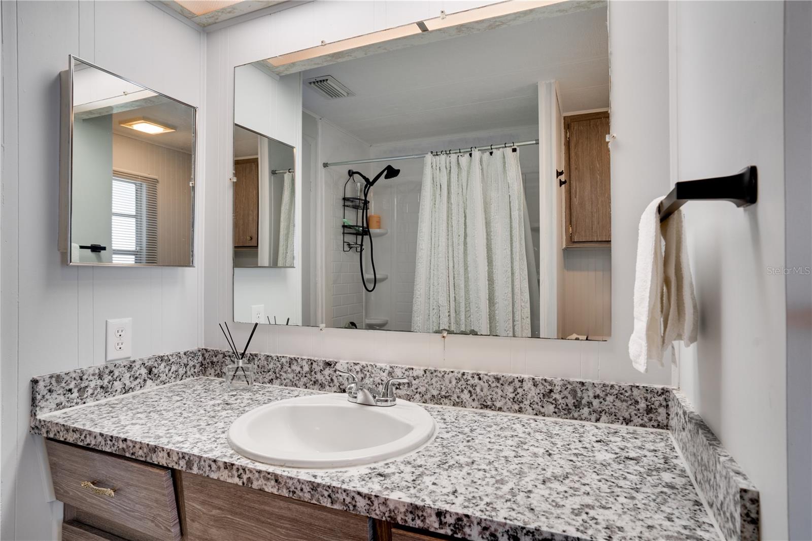 SHADOW BROOK MOBILE HOME - Residential