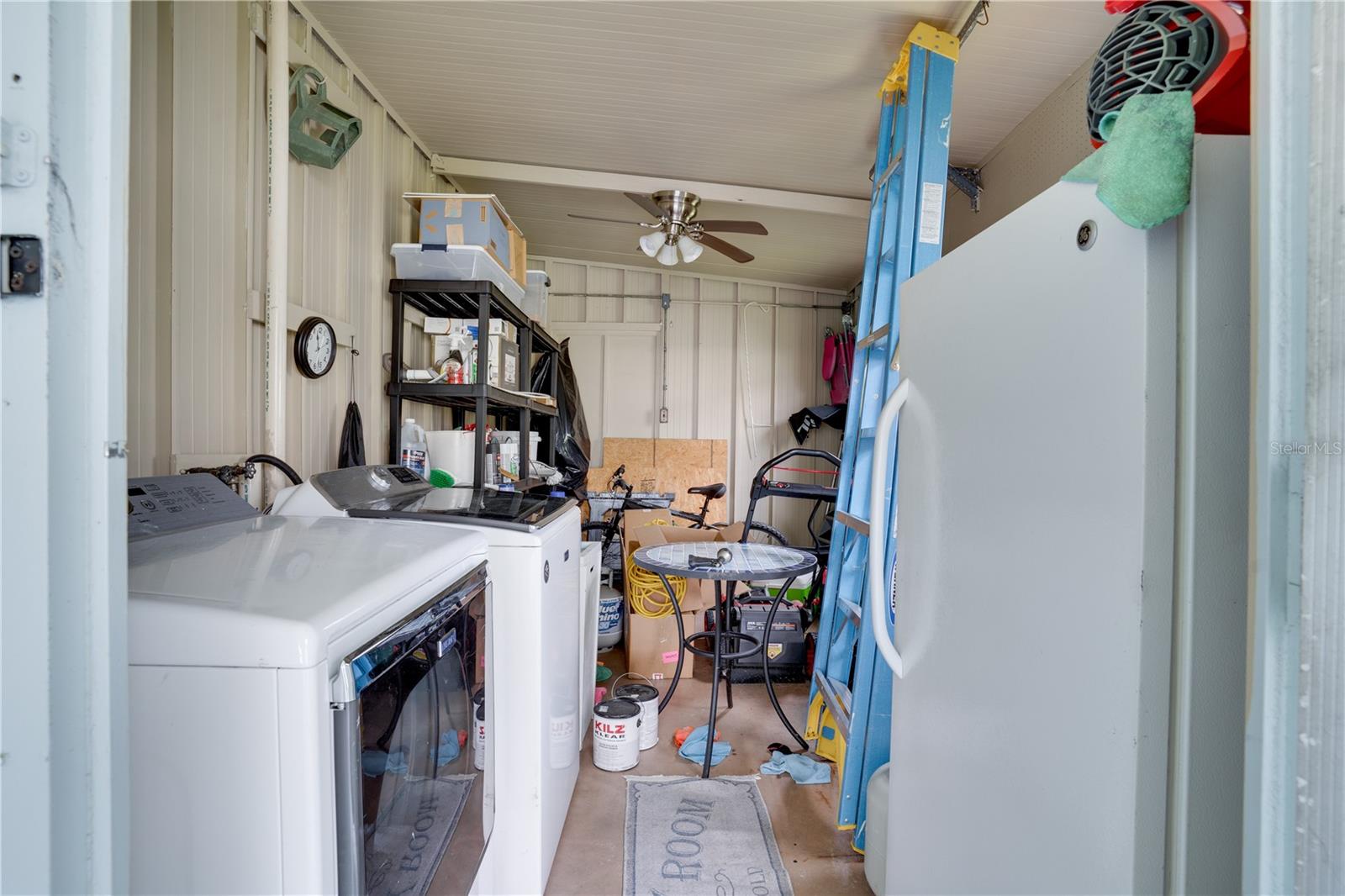 SHADOW BROOK MOBILE HOME - Residential