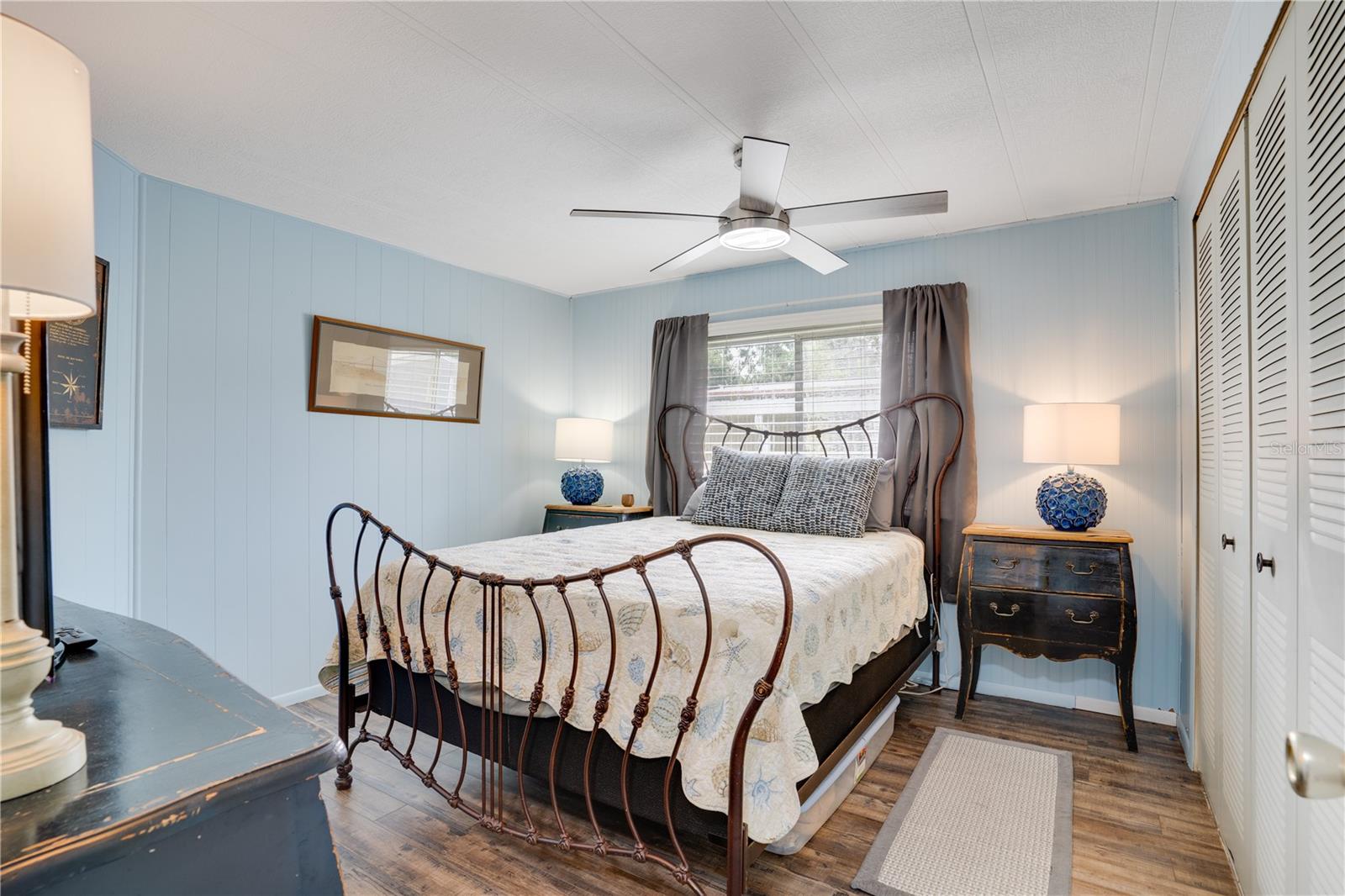 SHADOW BROOK MOBILE HOME - Residential