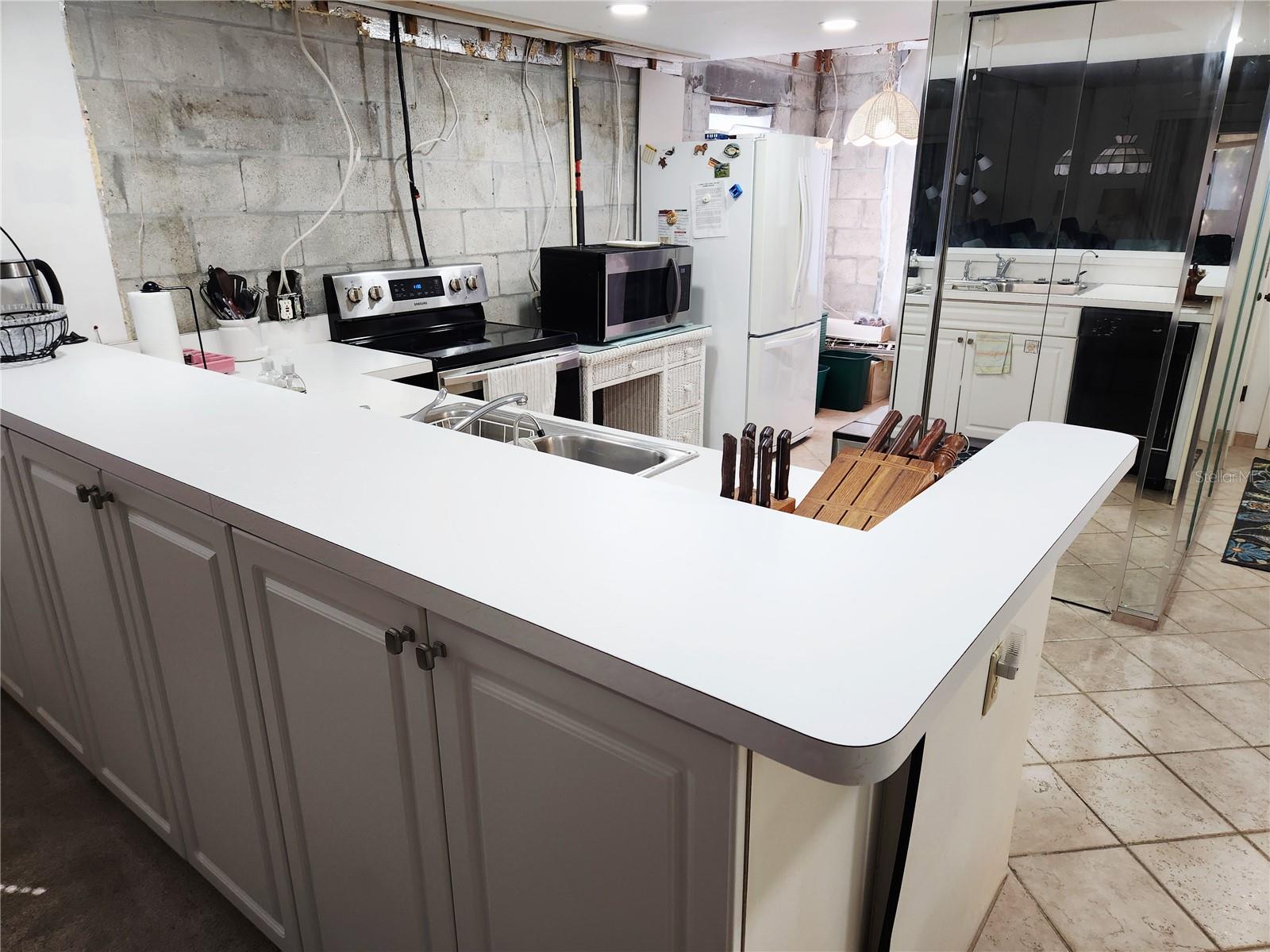 FIDDLERS GREEN CONDO 02 PH 02 - Residential