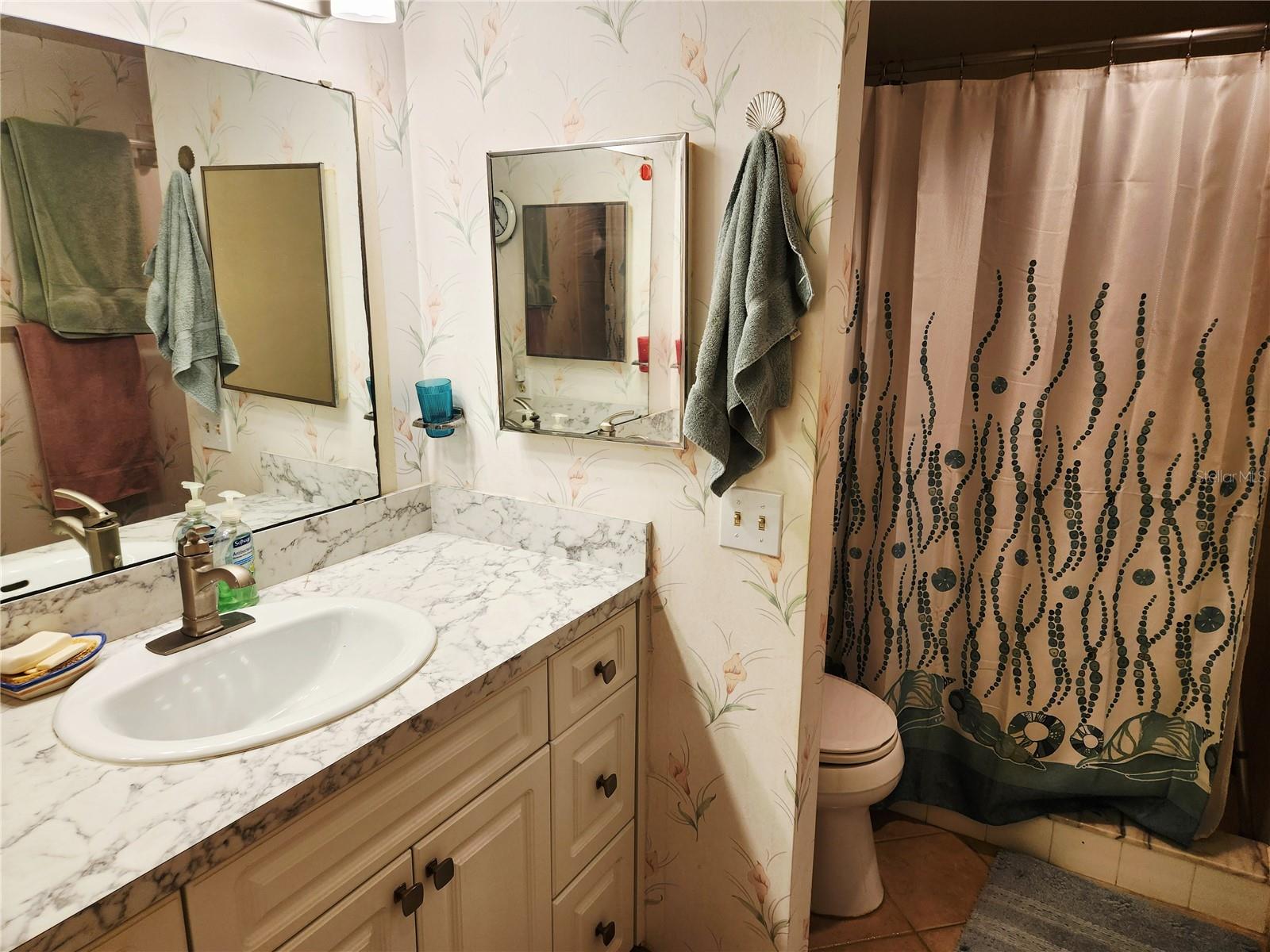 FIDDLERS GREEN CONDO 02 PH 02 - Residential