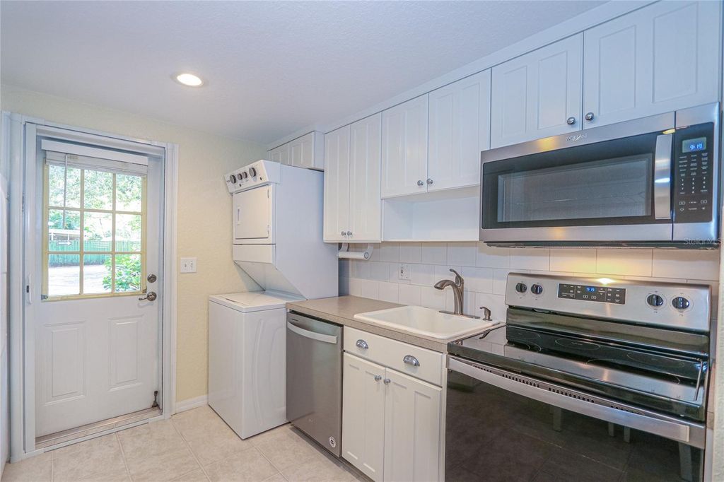 Photo of 330 5th Avenue N, Safety Harbor, FL 34695 (MLS # TB8488797)