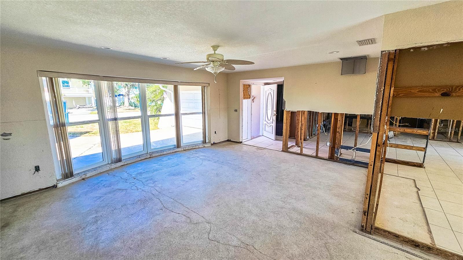 BAHIA SHORES 3RD ADD - Residential