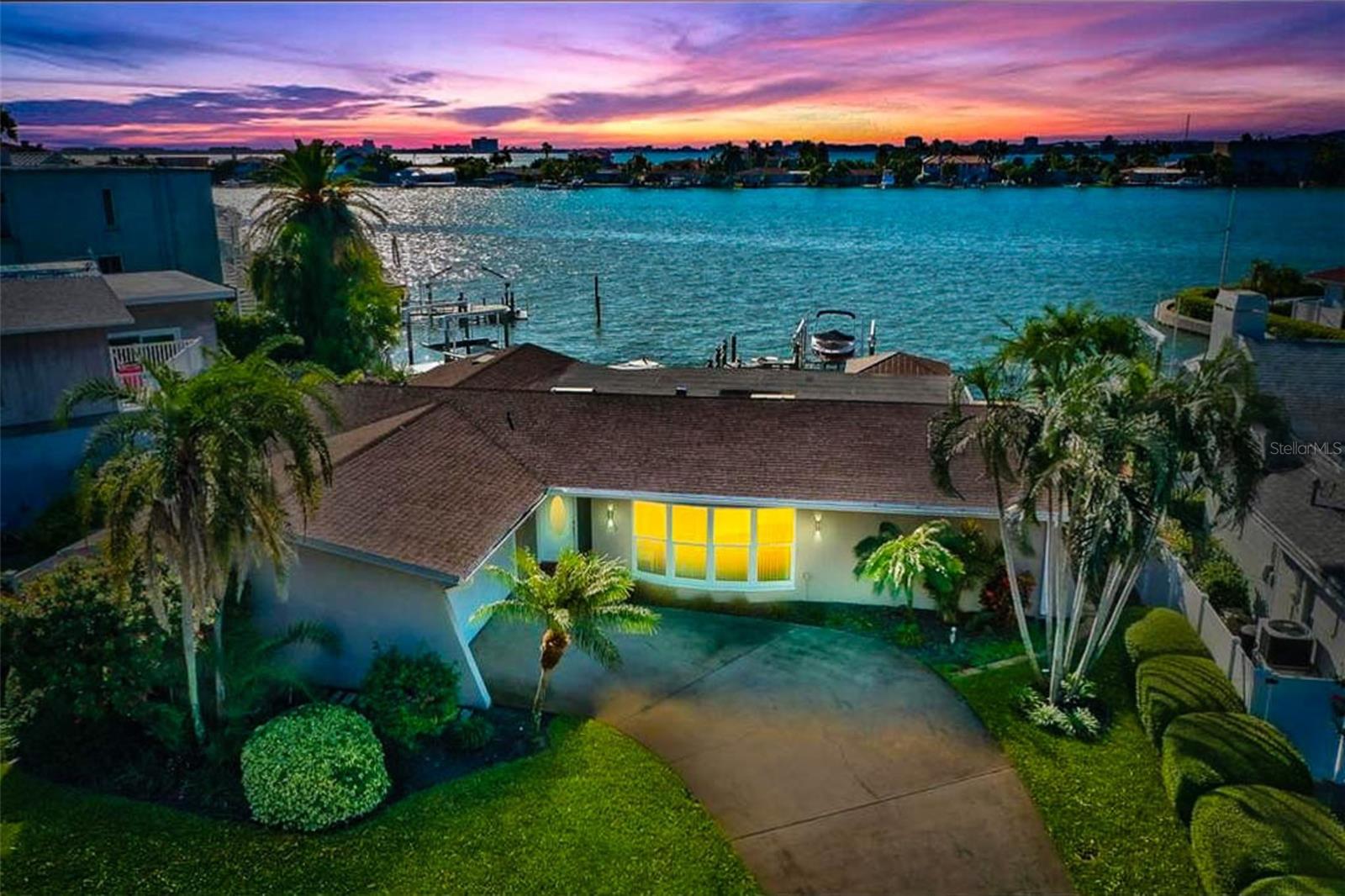 BAHIA SHORES 3RD ADD - Residential