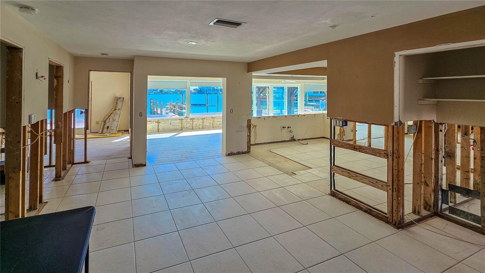 BAHIA SHORES 3RD ADD - Residential