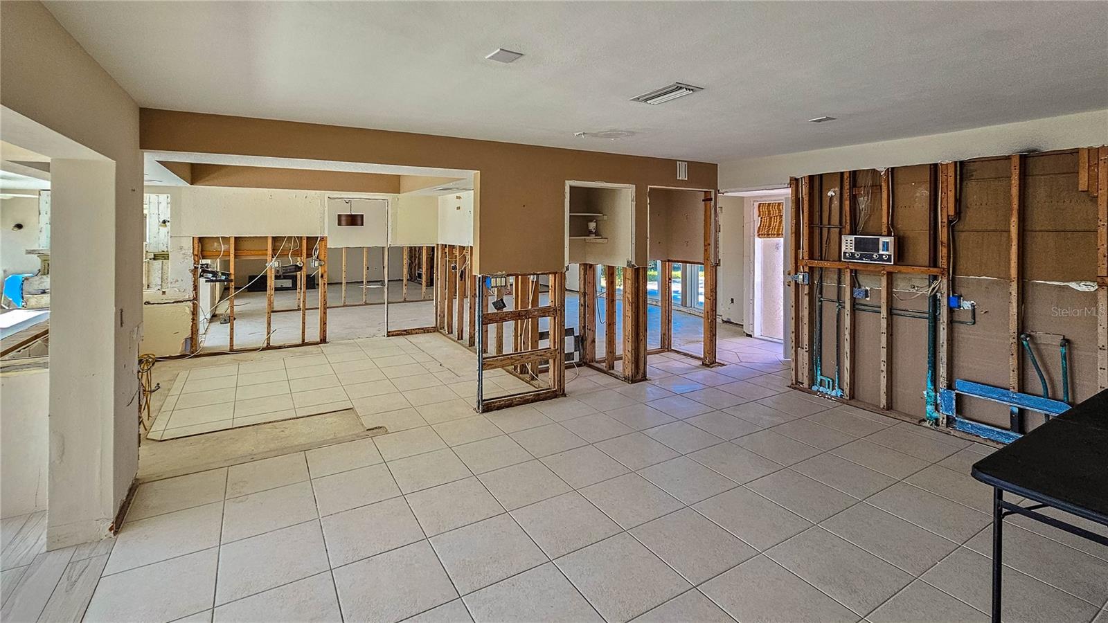 BAHIA SHORES 3RD ADD - Residential