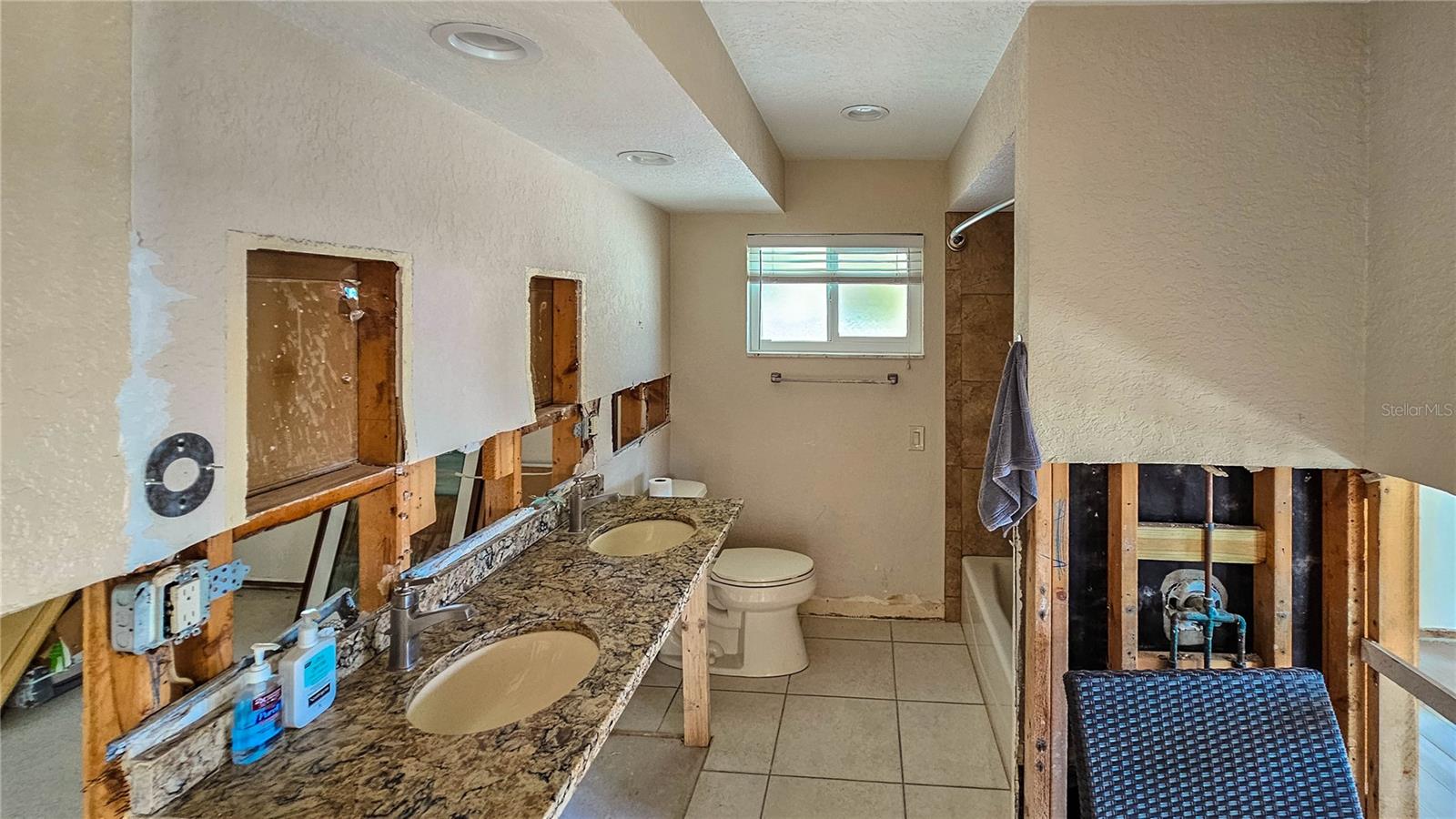 BAHIA SHORES 3RD ADD - Residential