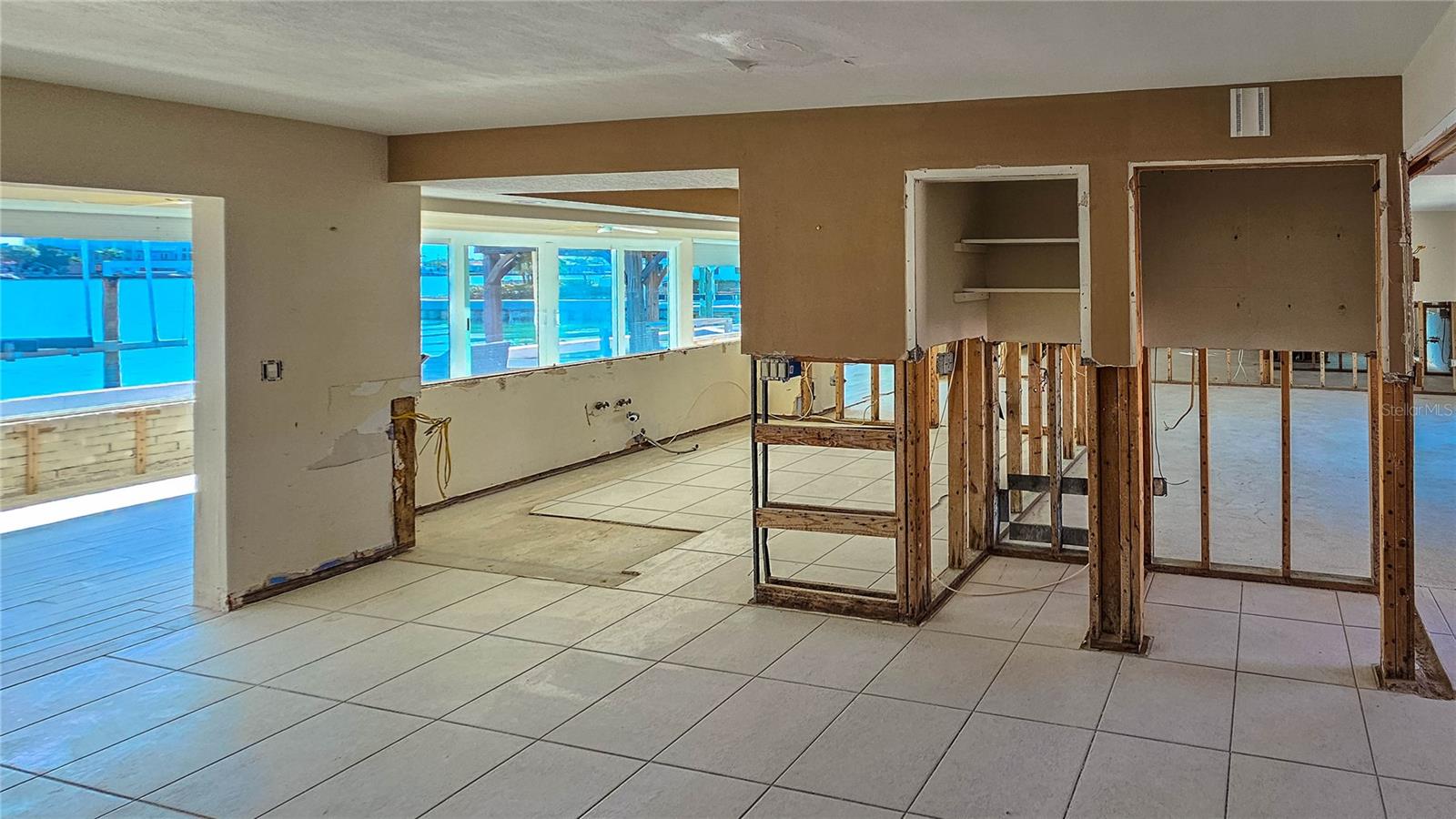 BAHIA SHORES 3RD ADD - Residential