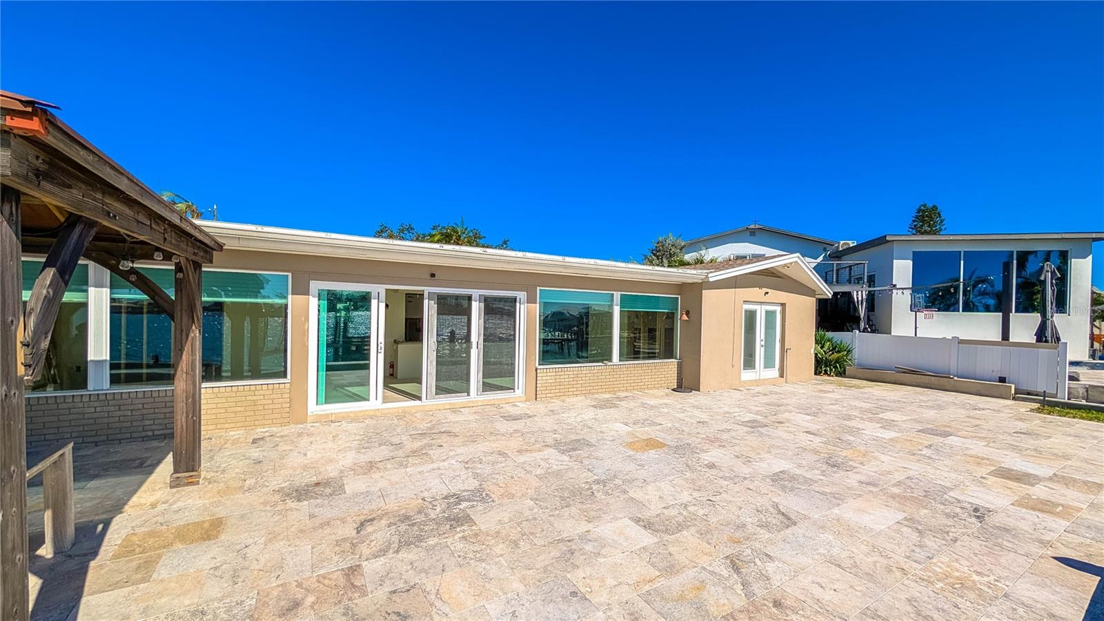 BAHIA SHORES 3RD ADD - Residential