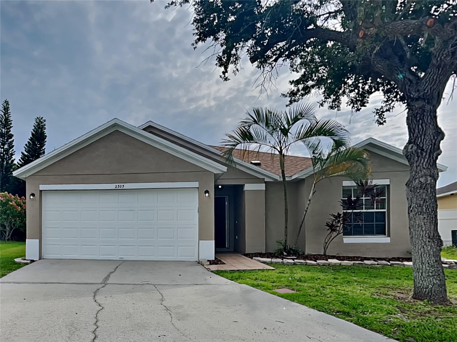 Take a look at this beautiful home, Clean and Move-In Ready, split plan featuring 3 bedrooms, 2 bathrooms, 2 car garage and approximately 1,636 square feet. Enjoy the freedom of a virtually maintenance free lifestyle while residing in a great community. Pool service (if applicable) is $125/mo, Smart Home Tech - $19.95/mo. Renters insurance reqrd. Admin Fee - $150 after lease is generated. Applications are First Come First Serve basis. Variable Rent Option – go to “Apply” on website and select Term for monthly rental options. This home is professionally managed and maintained by Owner. You deserve single family rental living at its best!