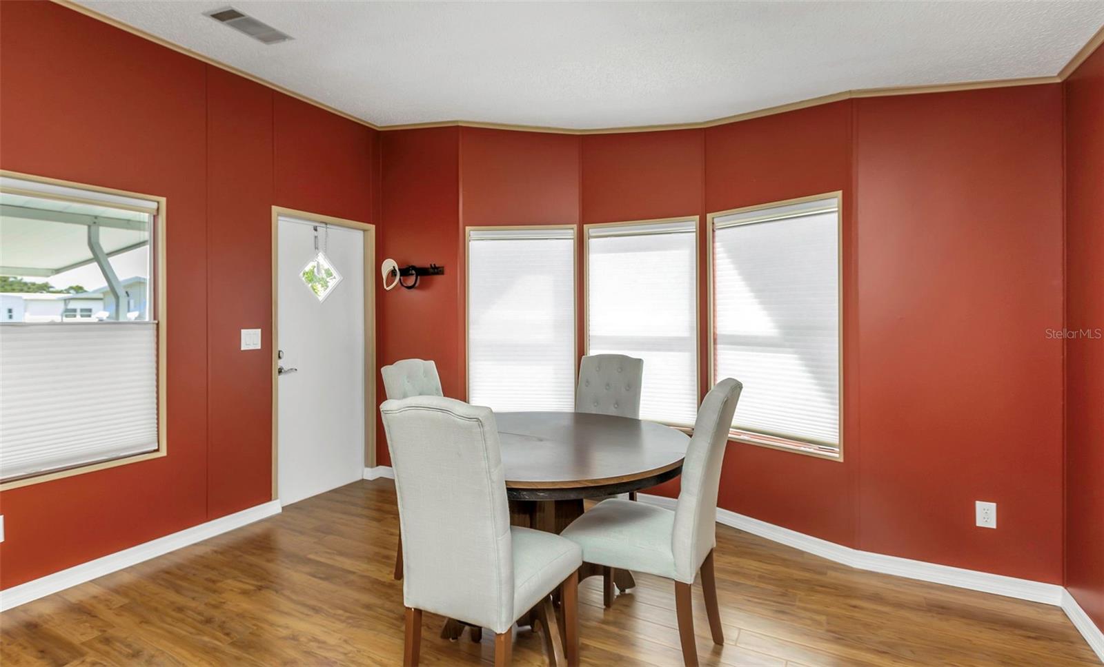 PALM HILL MOBILE HOME PARK UNREC - Residential