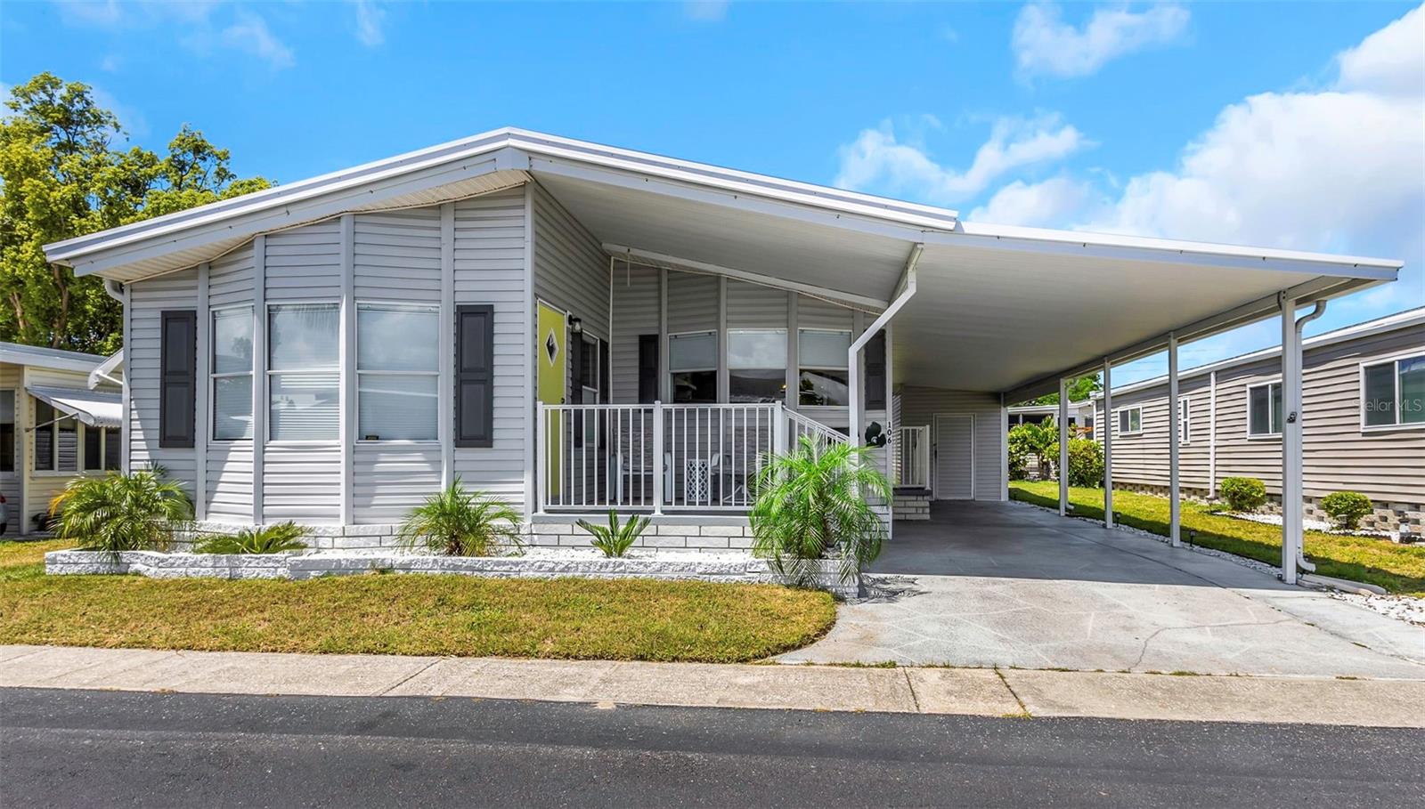 PALM HILL MOBILE HOME PARK UNREC - Residential