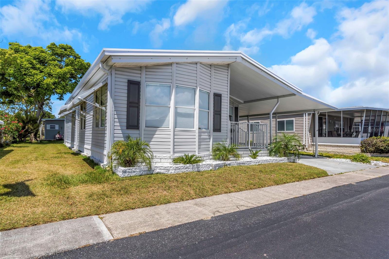 PALM HILL MOBILE HOME PARK UNREC - Residential