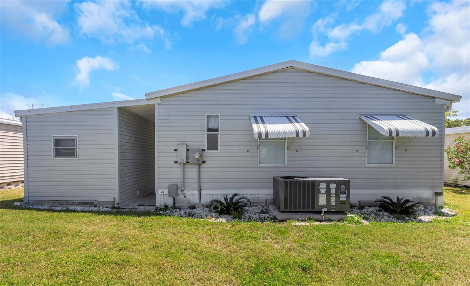 PALM HILL MOBILE HOME PARK UNREC - Residential