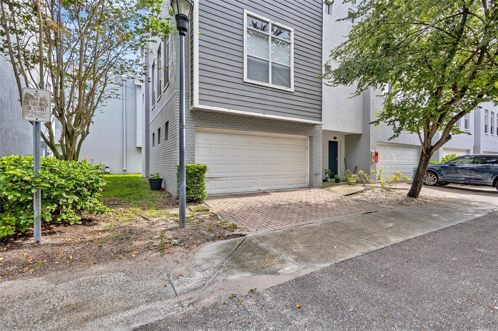 4512 BAY SPRING COURT