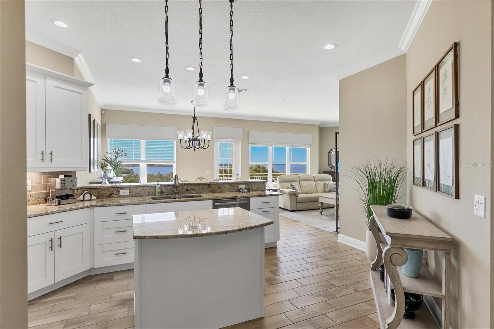 PALMA SOLA BAY CLUB PH 17B - Residential