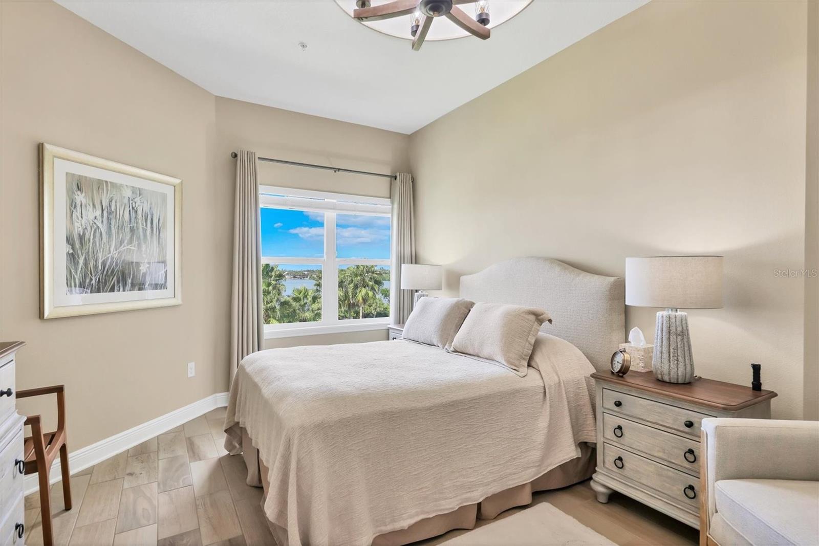 PALMA SOLA BAY CLUB PH 17B - Residential
