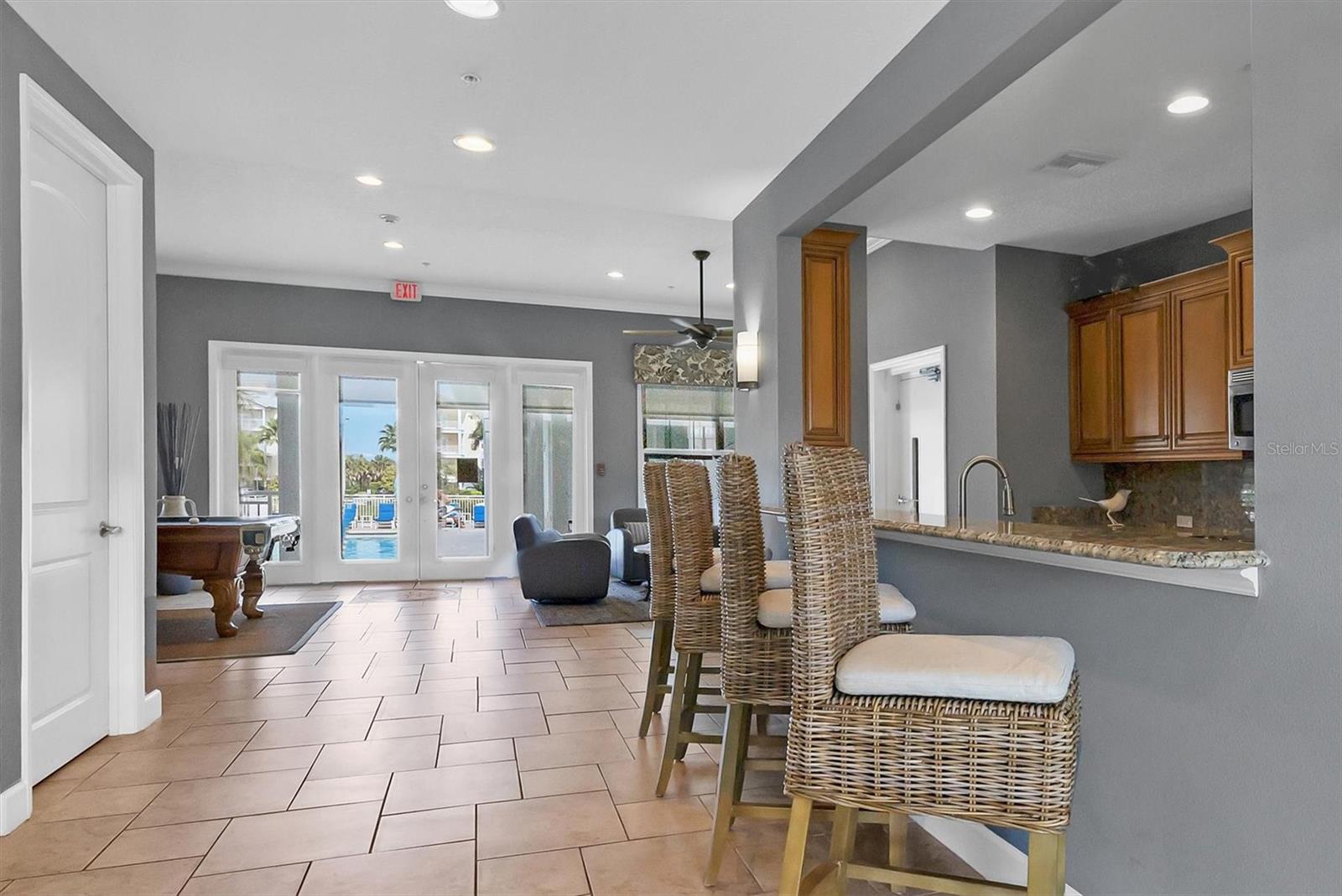 PALMA SOLA BAY CLUB PH 17B - Residential