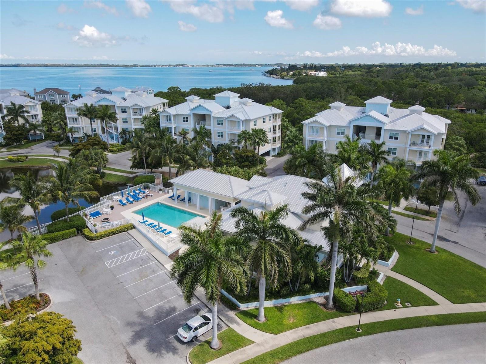 PALMA SOLA BAY CLUB PH 17B - Residential