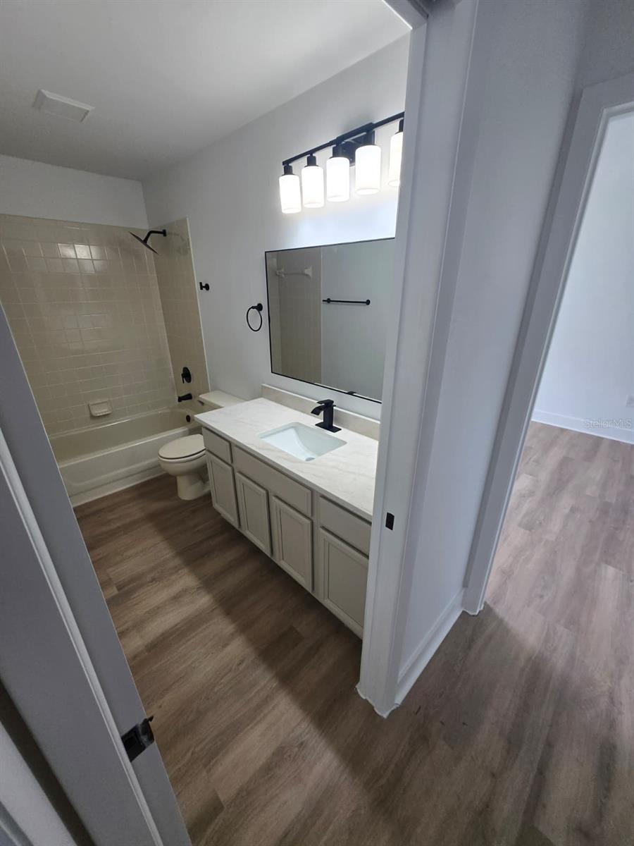 3448 GLEN ABBEY LANE