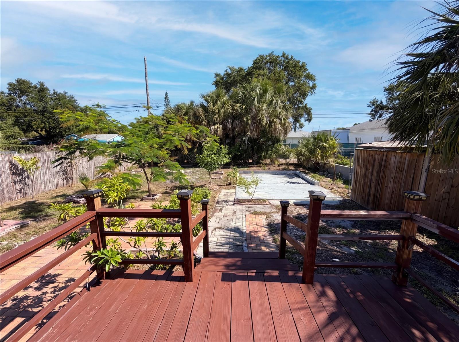 BLACKBERRY PARK - Residential