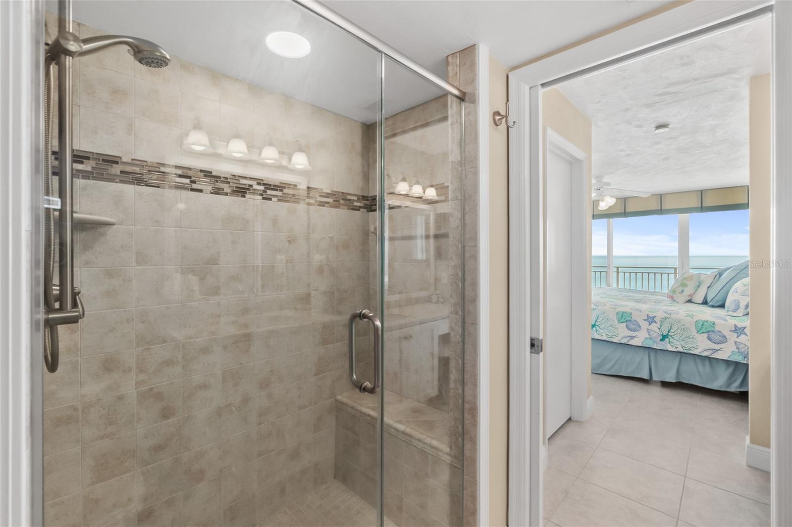 PENINSULA CONDO - Residential
