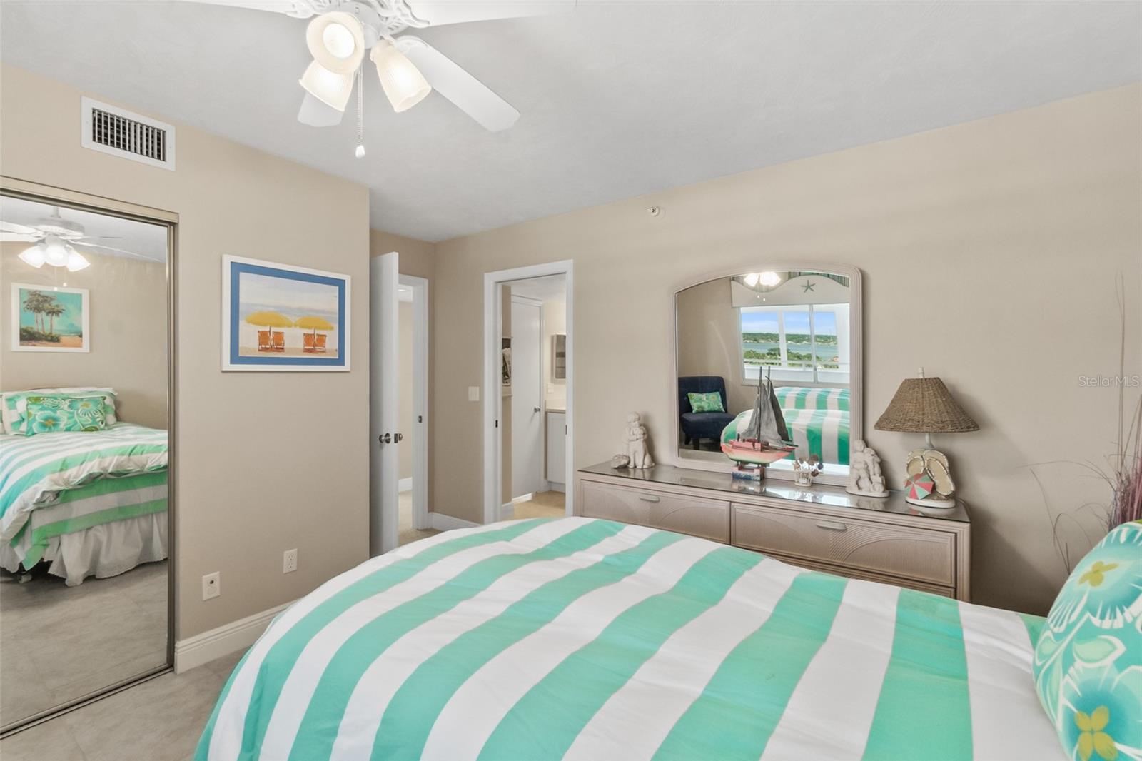 PENINSULA CONDO - Residential