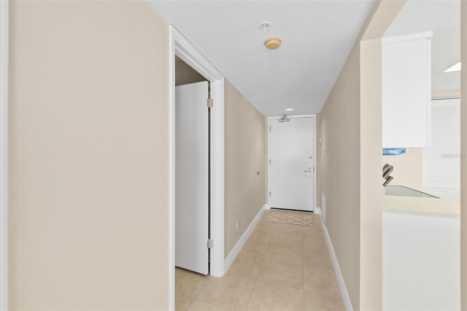 PENINSULA CONDO - Residential