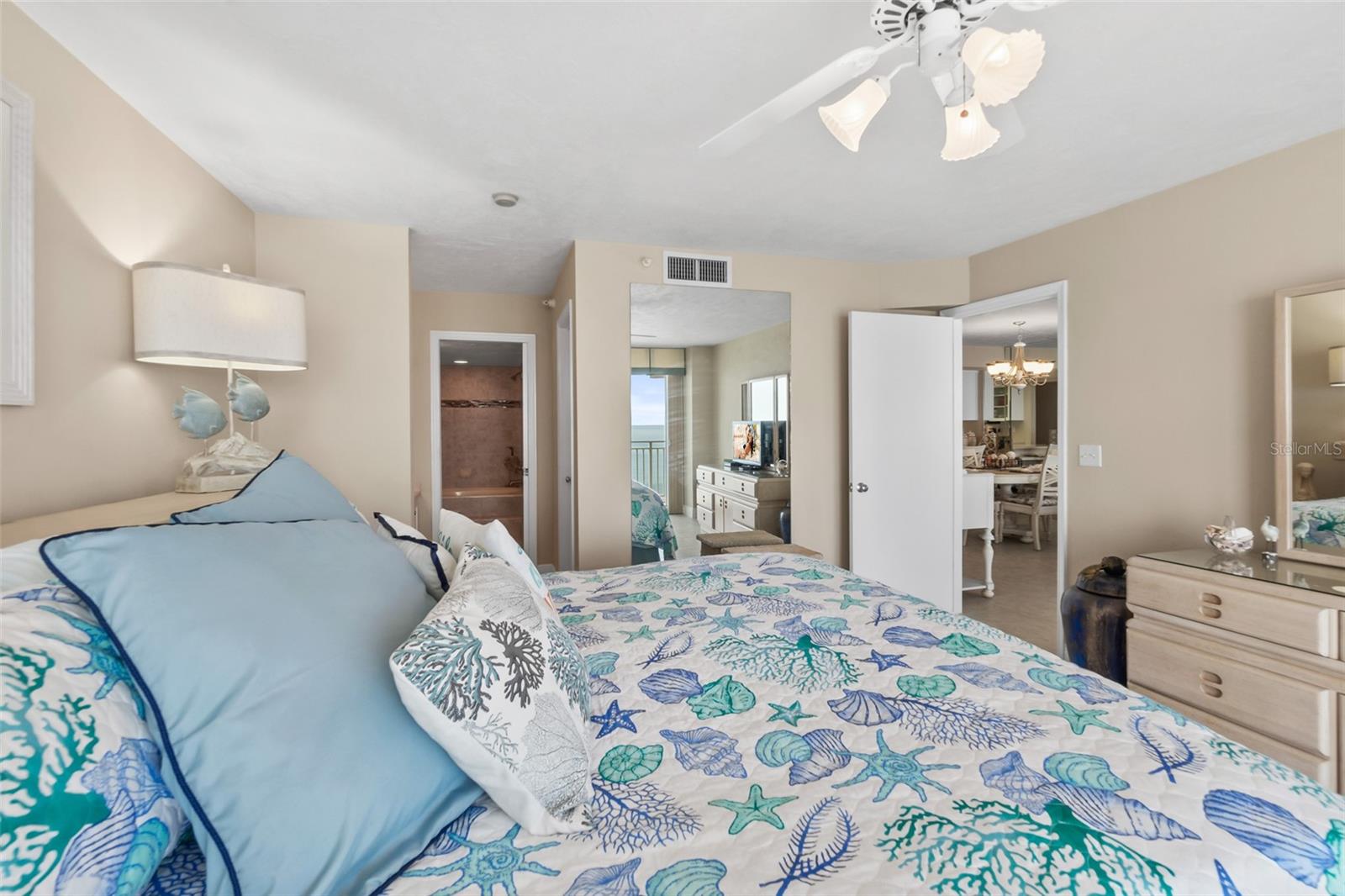 PENINSULA CONDO - Residential