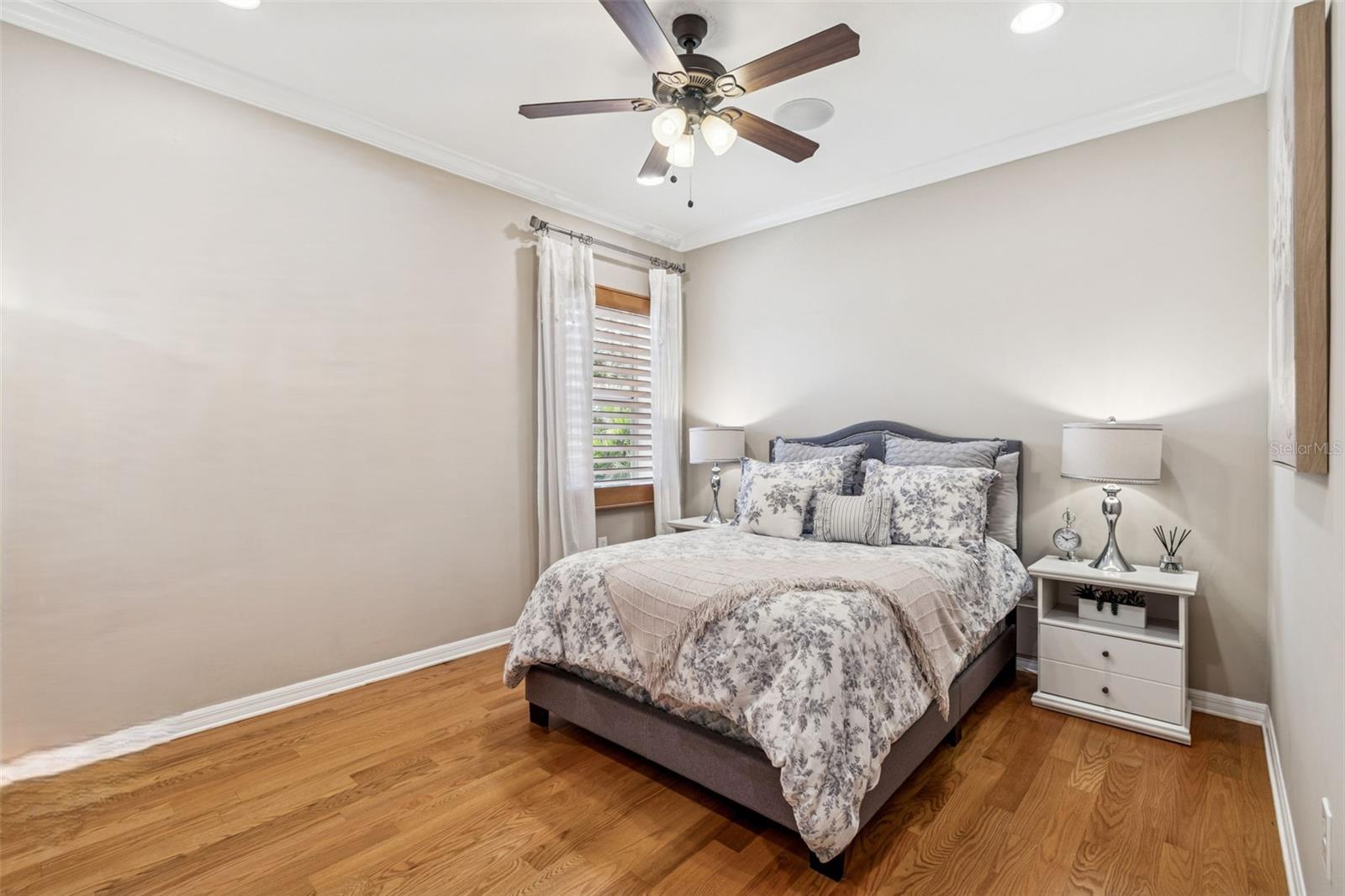 DEER CREEK - Residential