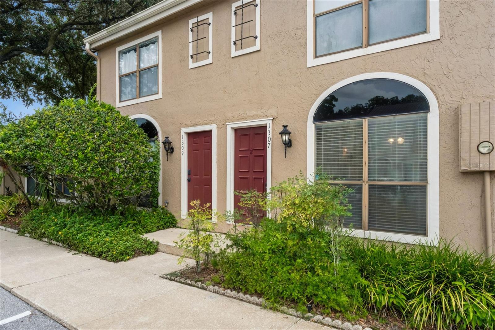 1307 PARK VILLA PLACE
