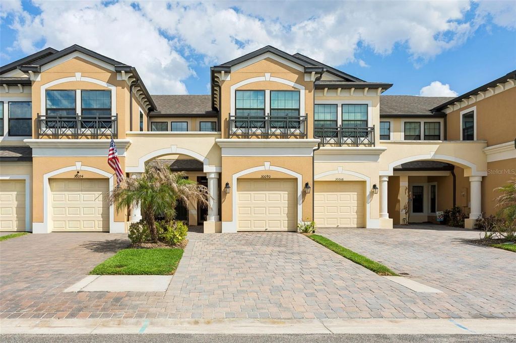 Photo of 30090 Southwell Lane, Wesley Chapel, FL 33543 (MLS # TB8502803)