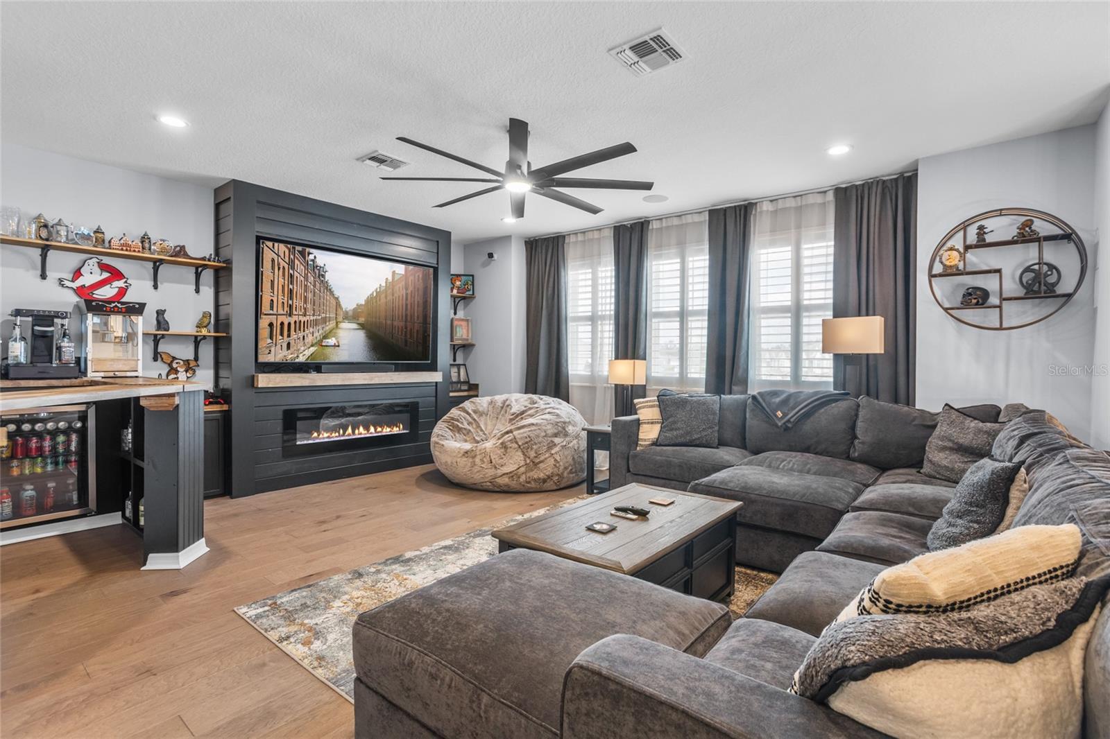 CADENCE PARK TWO - Residential