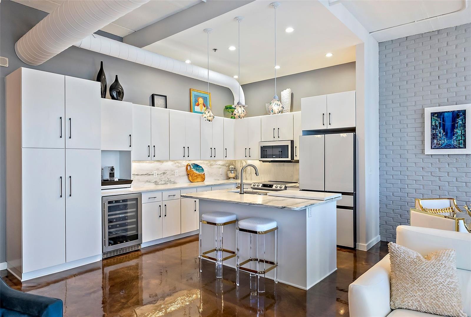 MC NULTY LOFTS CONDO - Residential