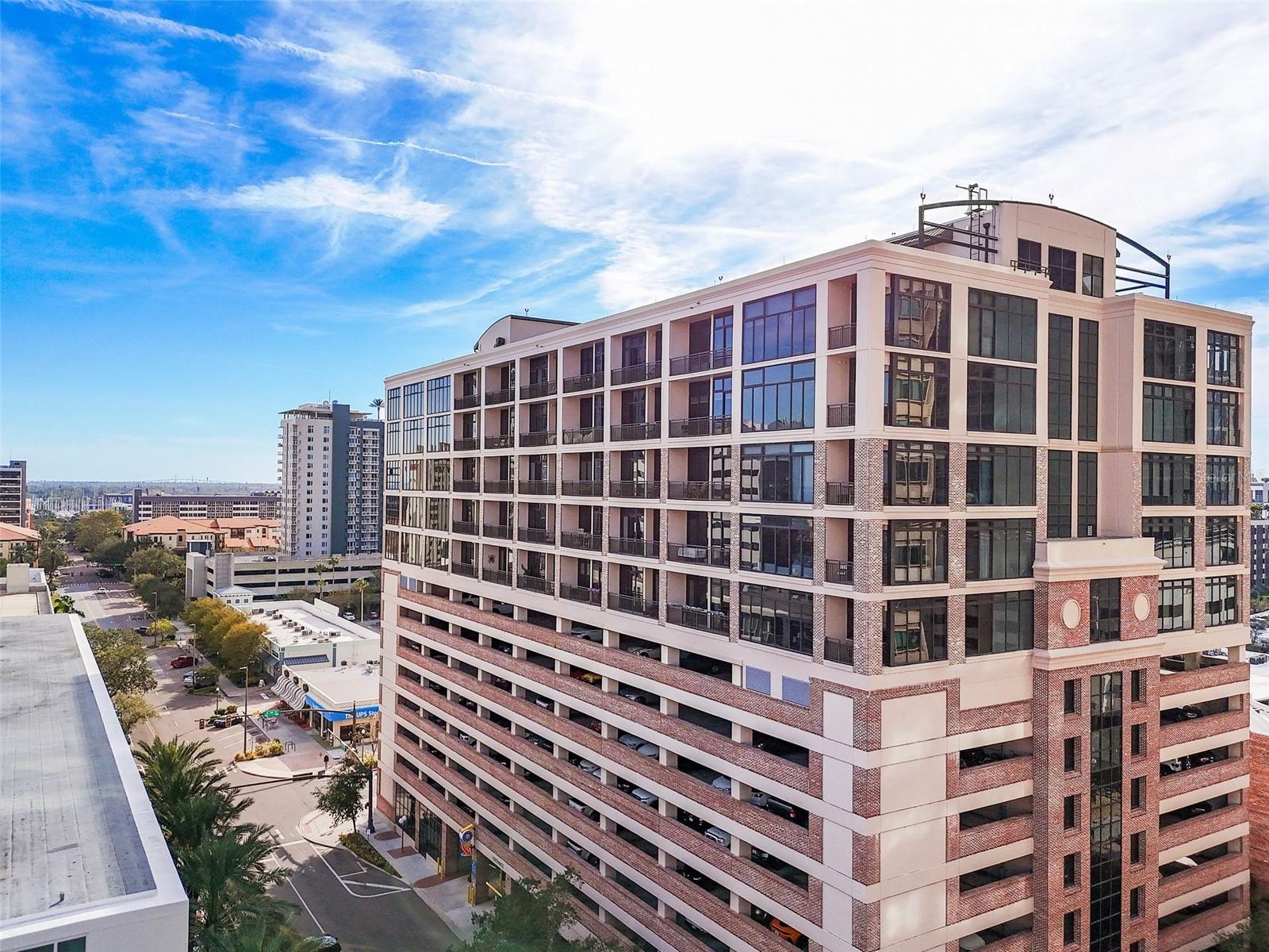 MC NULTY LOFTS CONDO - Residential