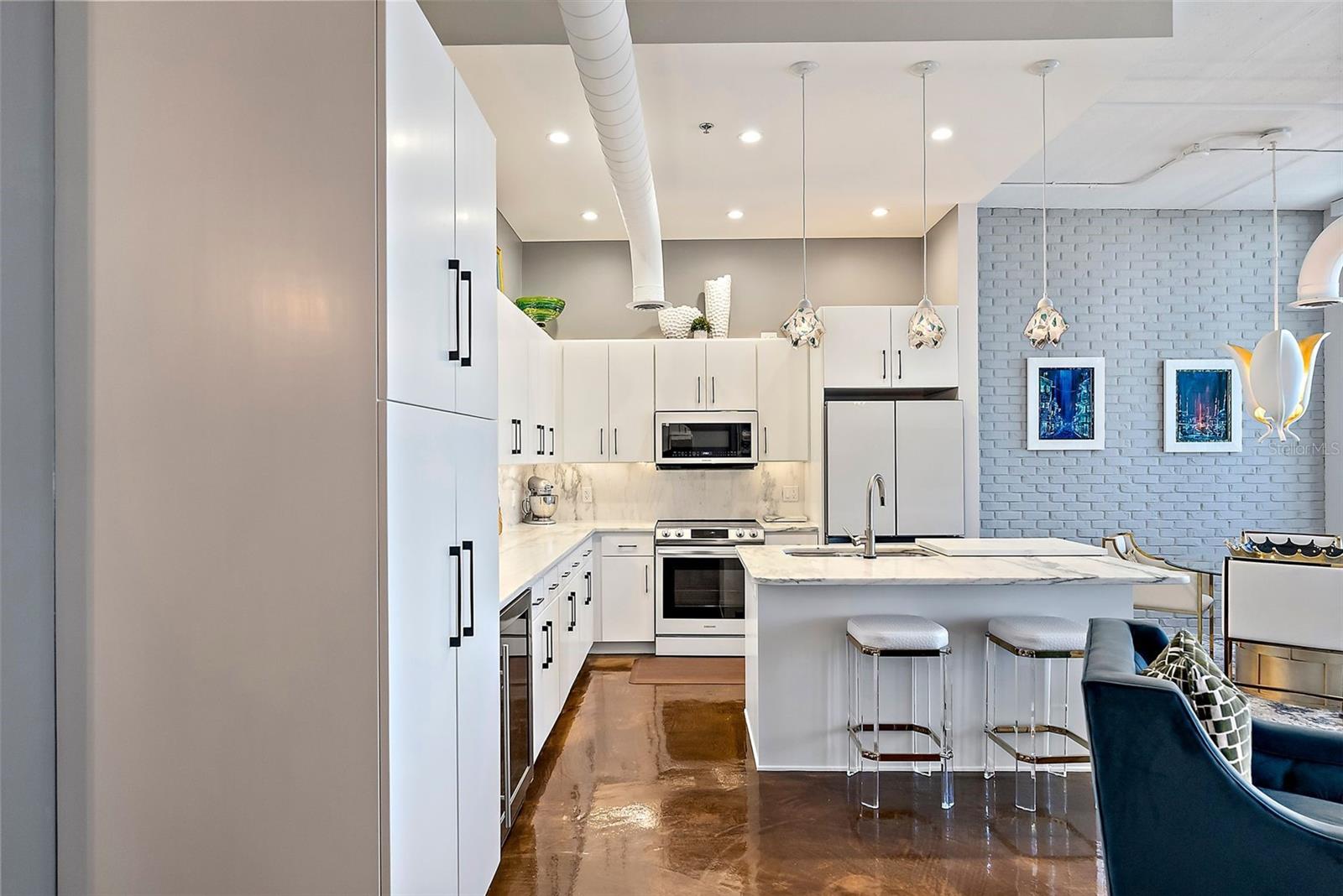 MC NULTY LOFTS CONDO - Residential