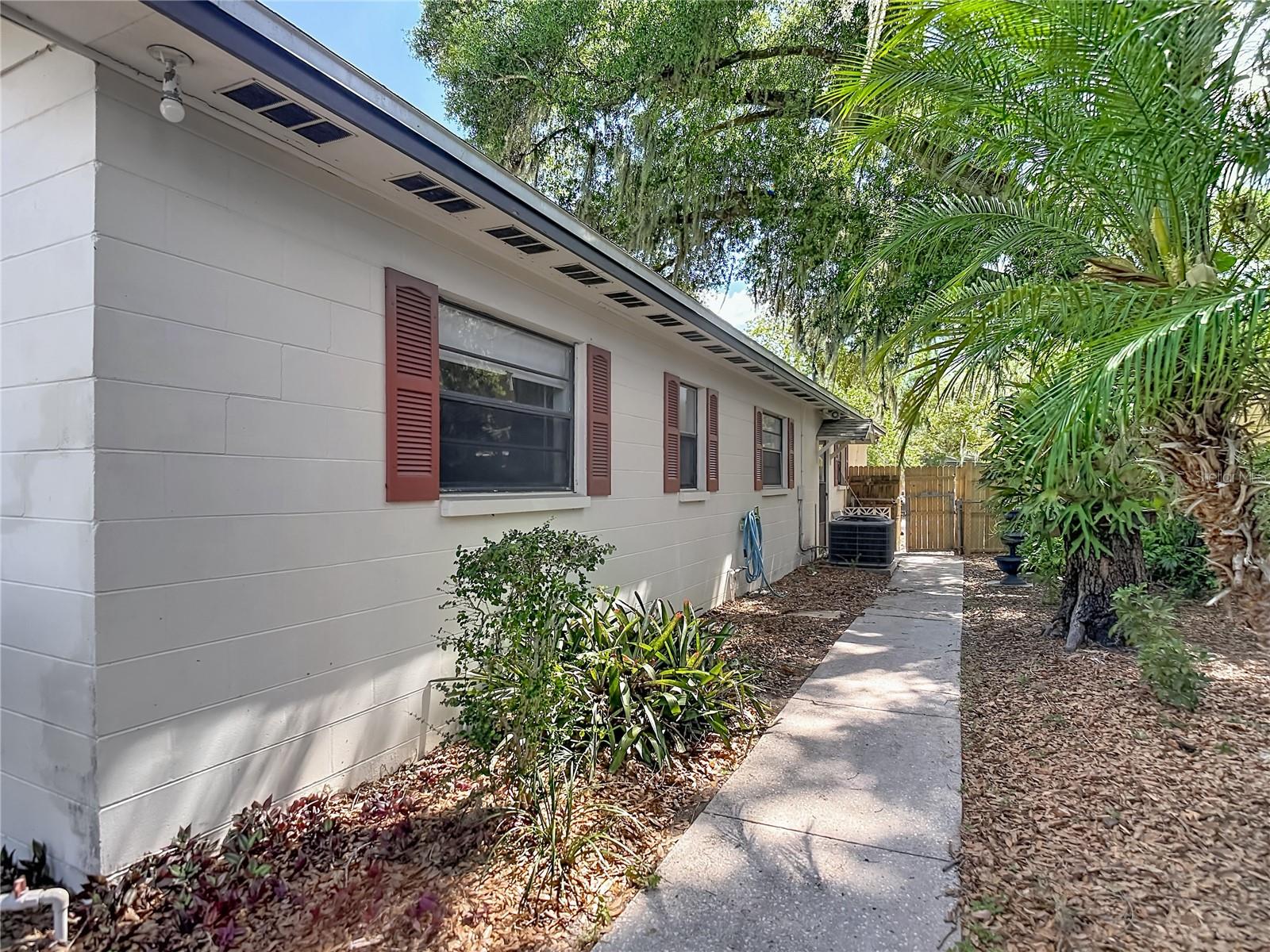 TANGLEWOOD - Residential