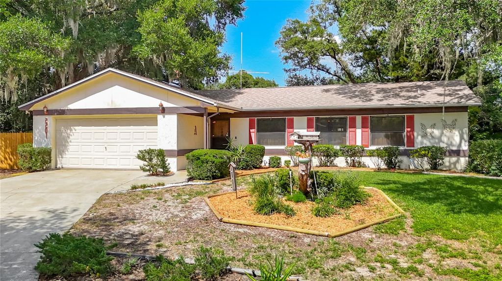 Photo of 2201 Ladywood Court, Brandon, FL 33511 (MLS # TB8508940)