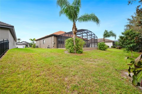 A home in AUBURNDALE