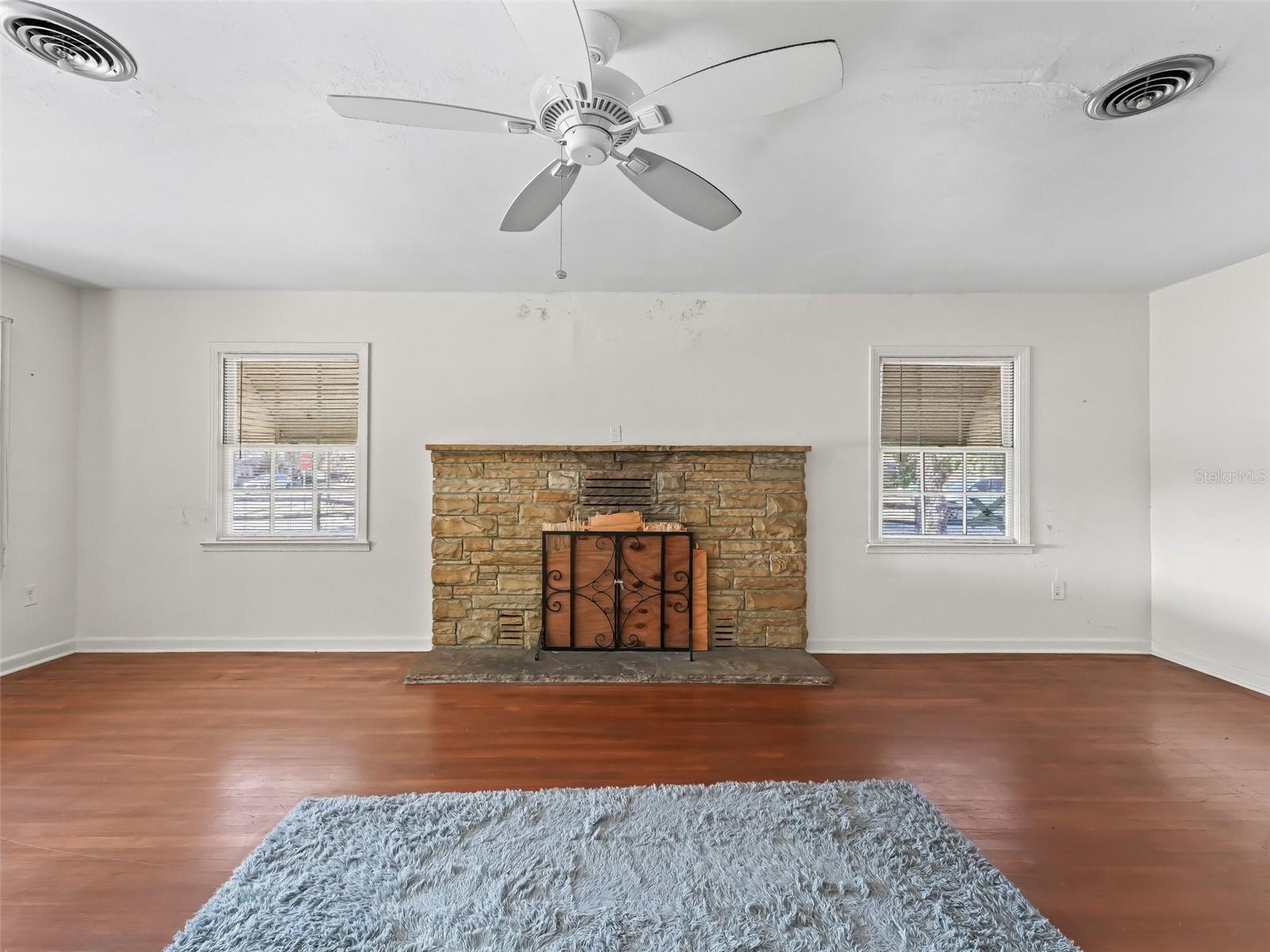 HIGHLAND VIEW - Residential