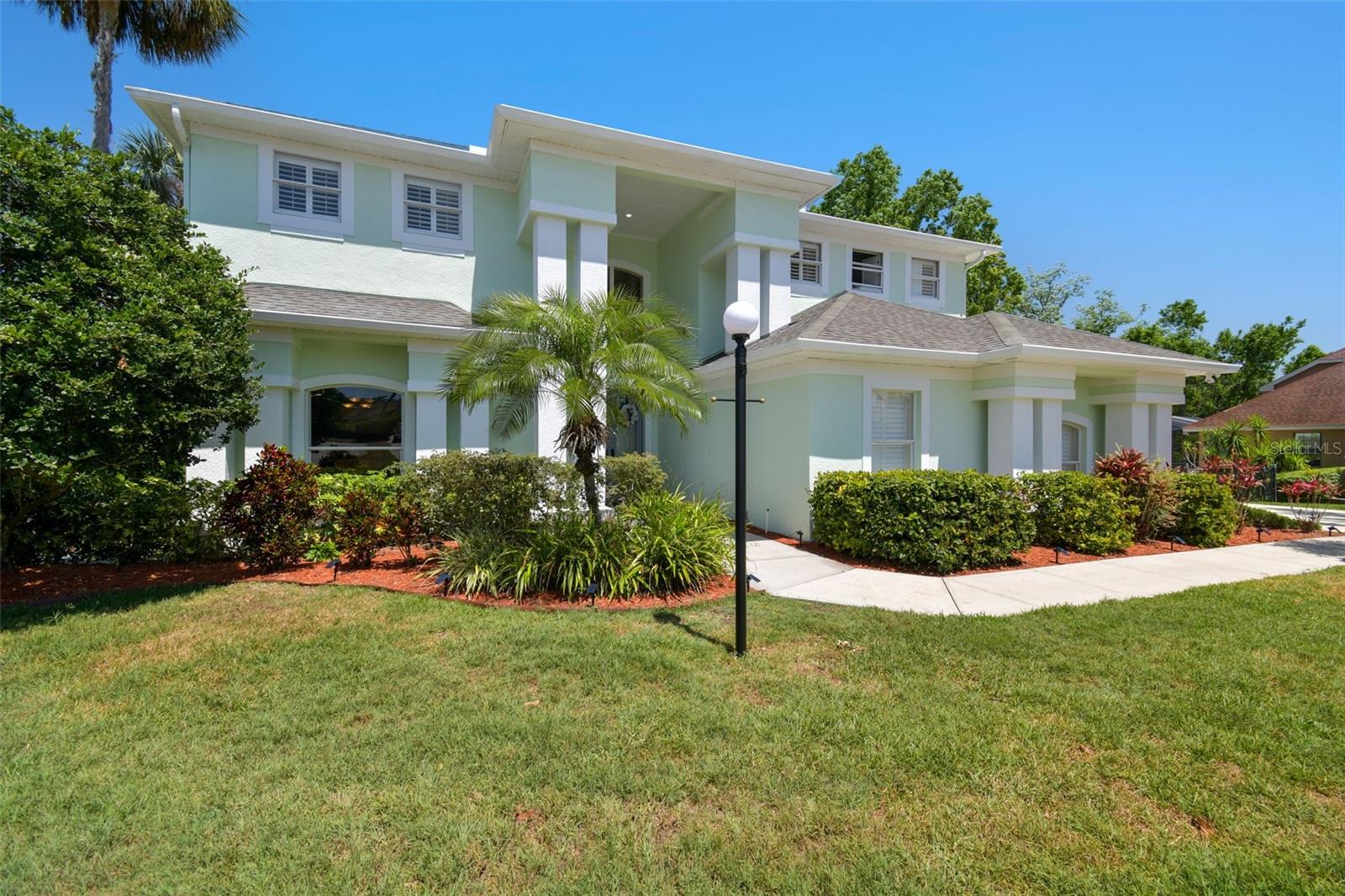 WATERFORD ON THE ALAFIA - Residential