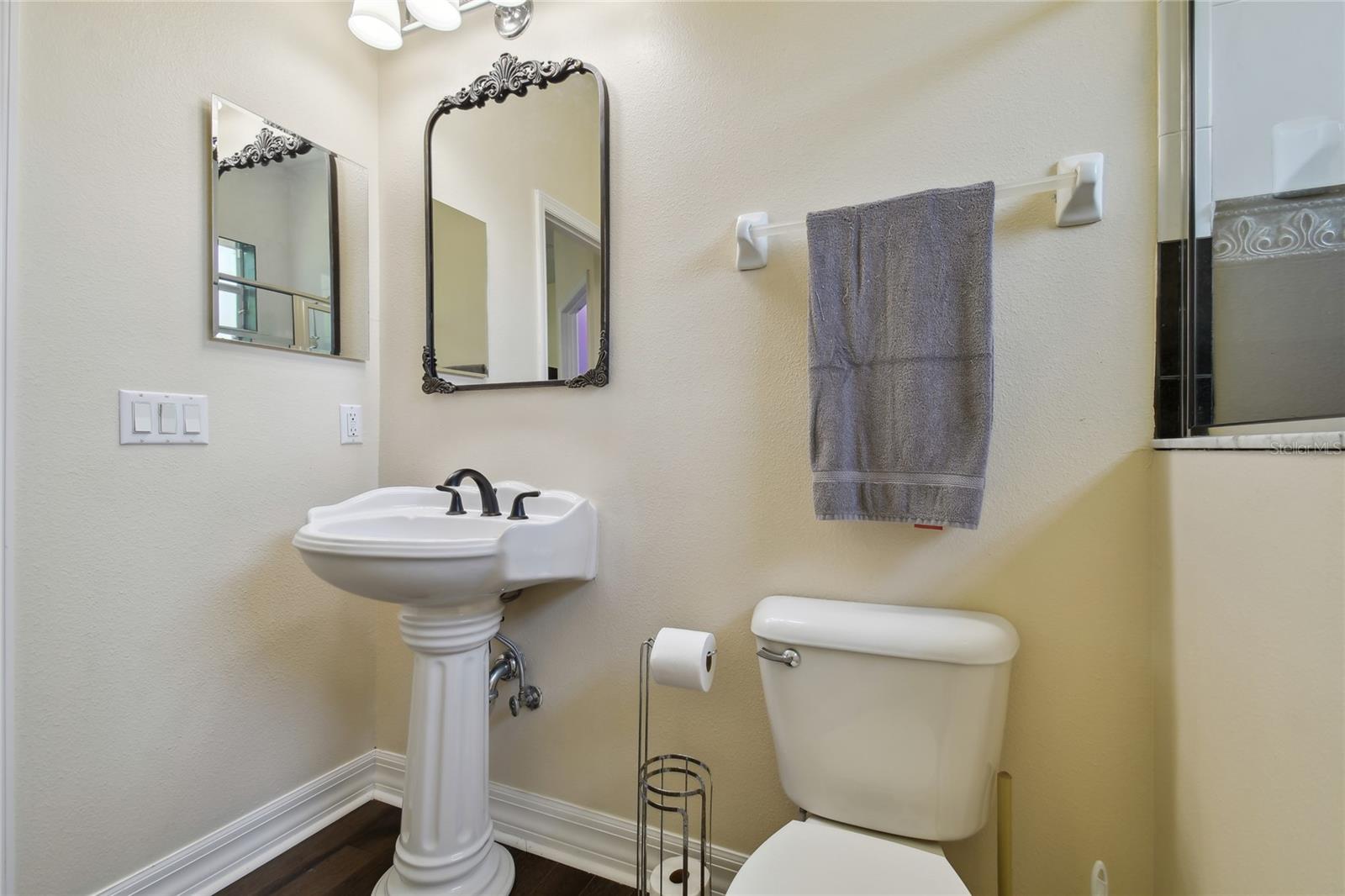 WATERFORD ON THE ALAFIA - Residential