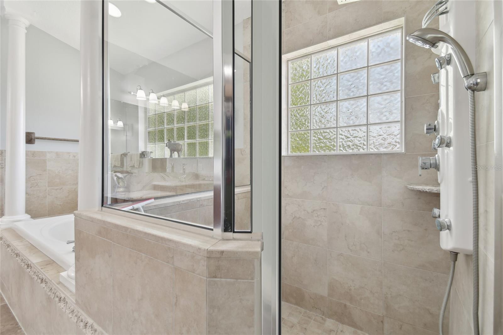 WATERFORD ON THE ALAFIA - Residential