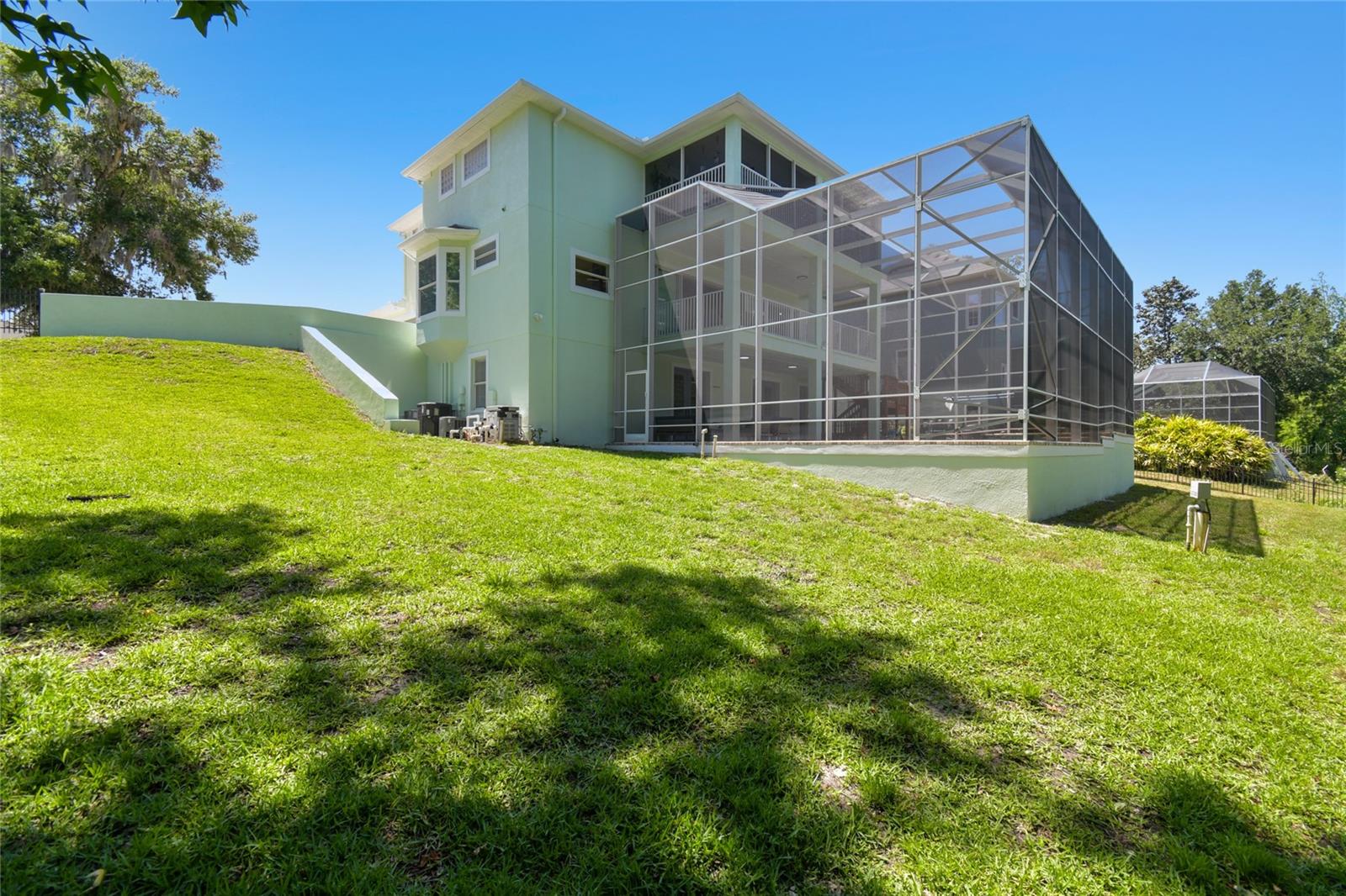 WATERFORD ON THE ALAFIA - Residential