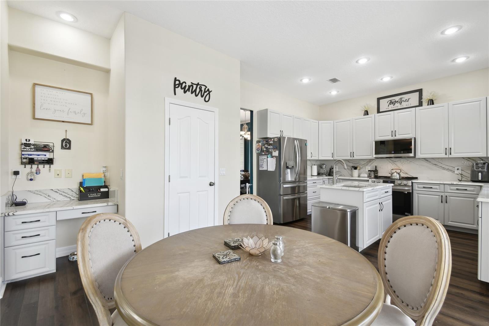 WATERFORD ON THE ALAFIA - Residential