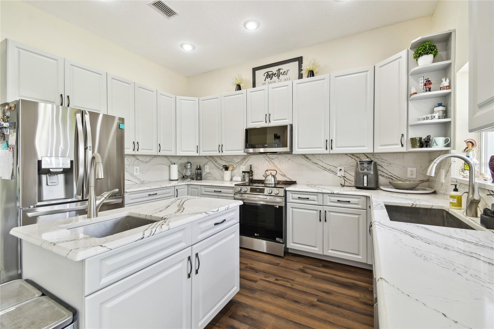 WATERFORD ON THE ALAFIA - Residential