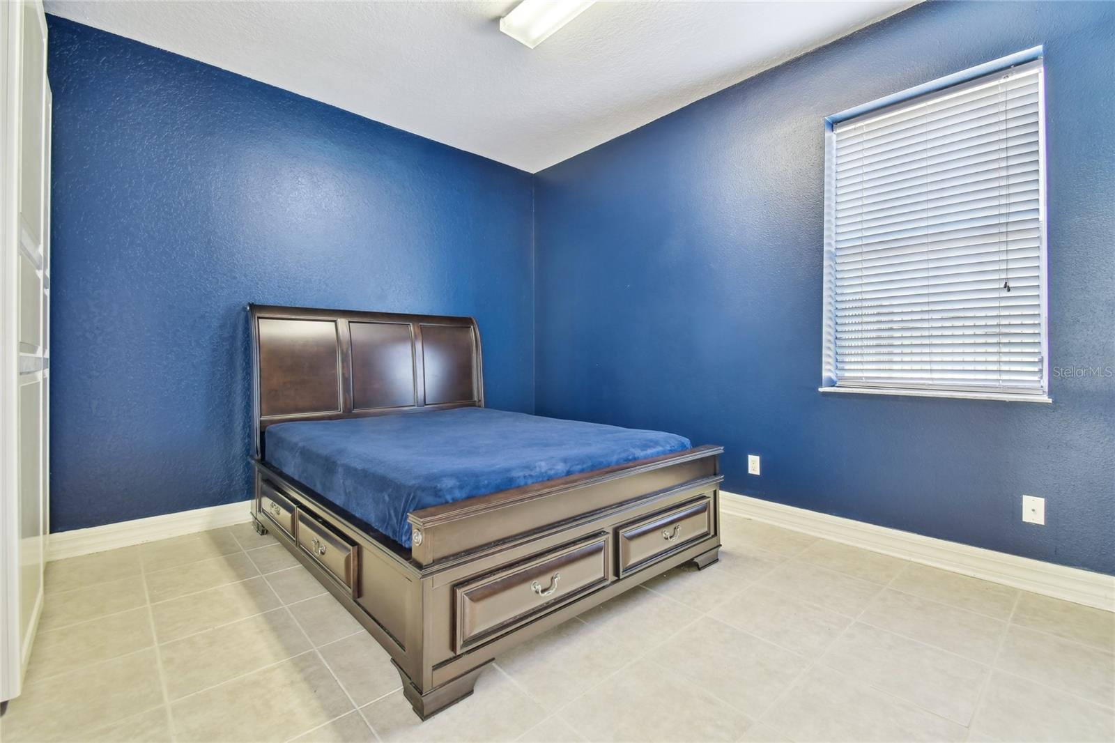 WATERFORD ON THE ALAFIA - Residential