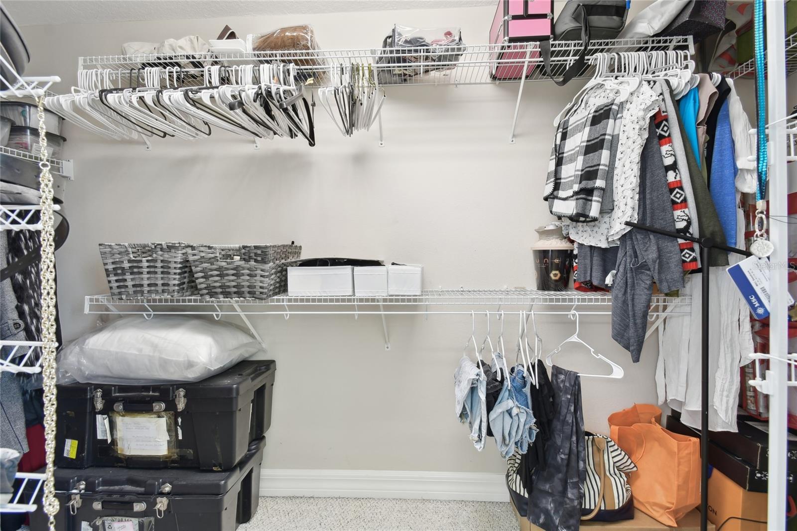 WATERFORD ON THE ALAFIA - Residential